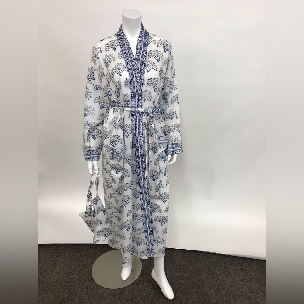 An Indian Summer Kimono Robe, 100% Cotton, Excellent Condition, Size O/S.
